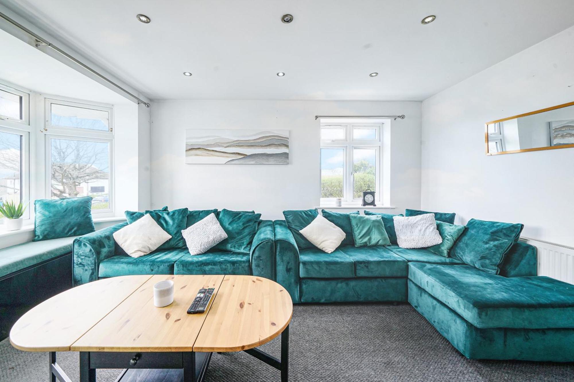 Spa Shower I 4Bed 3Bath I Sleeps X9 I Parking X2 Elstree Eksteriør billede