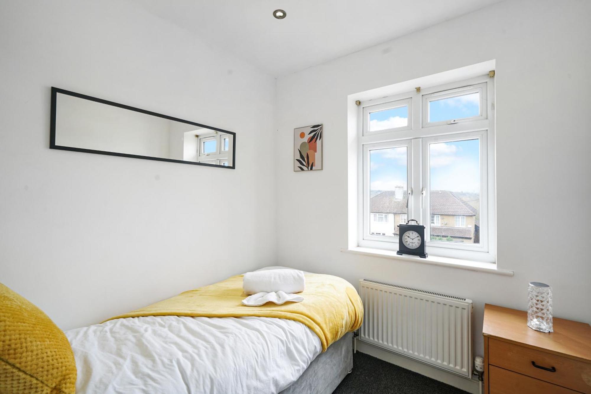 Spa Shower I 4Bed 3Bath I Sleeps X9 I Parking X2 Elstree Eksteriør billede