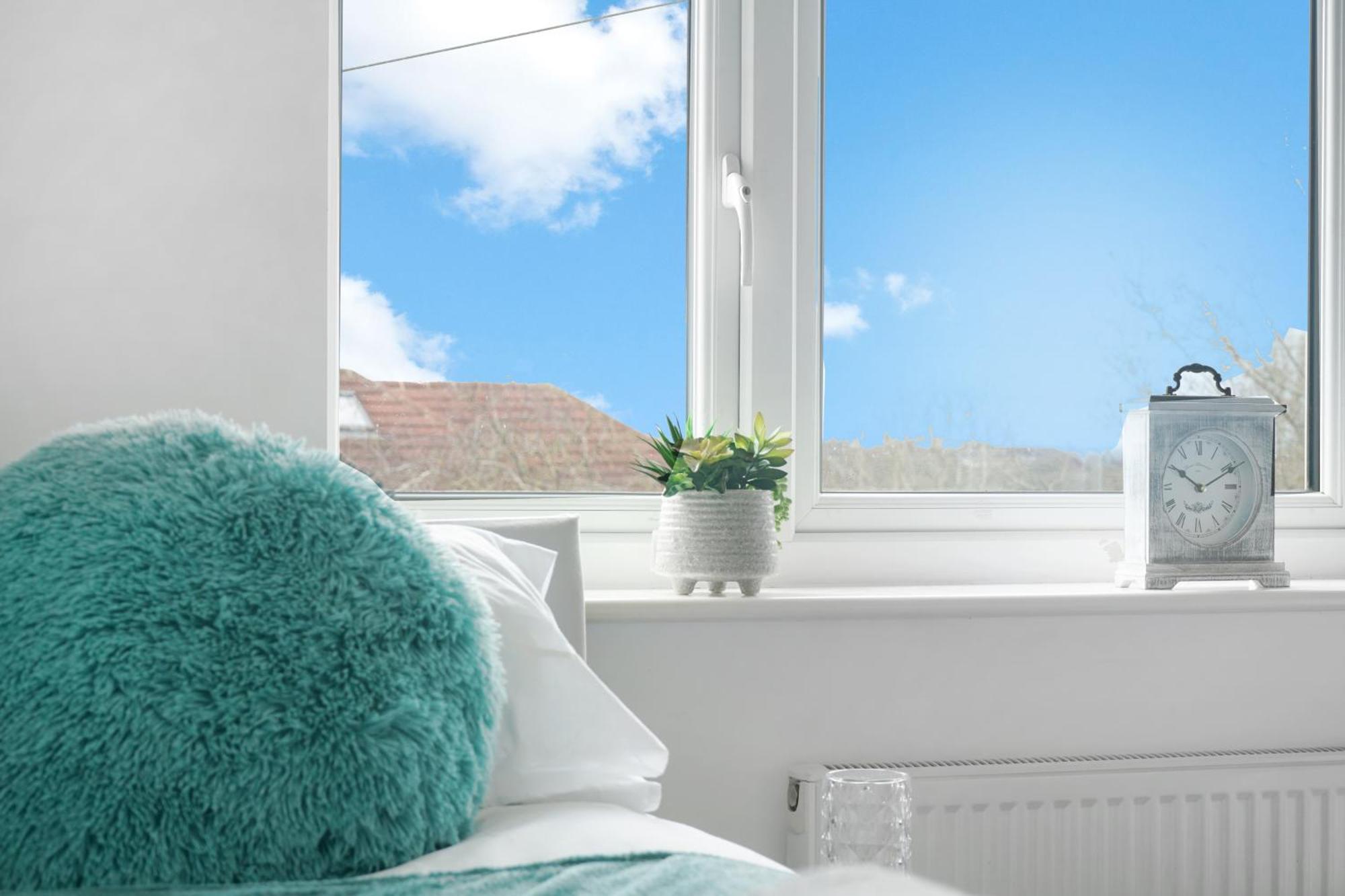 Spa Shower I 4Bed 3Bath I Sleeps X9 I Parking X2 Elstree Eksteriør billede