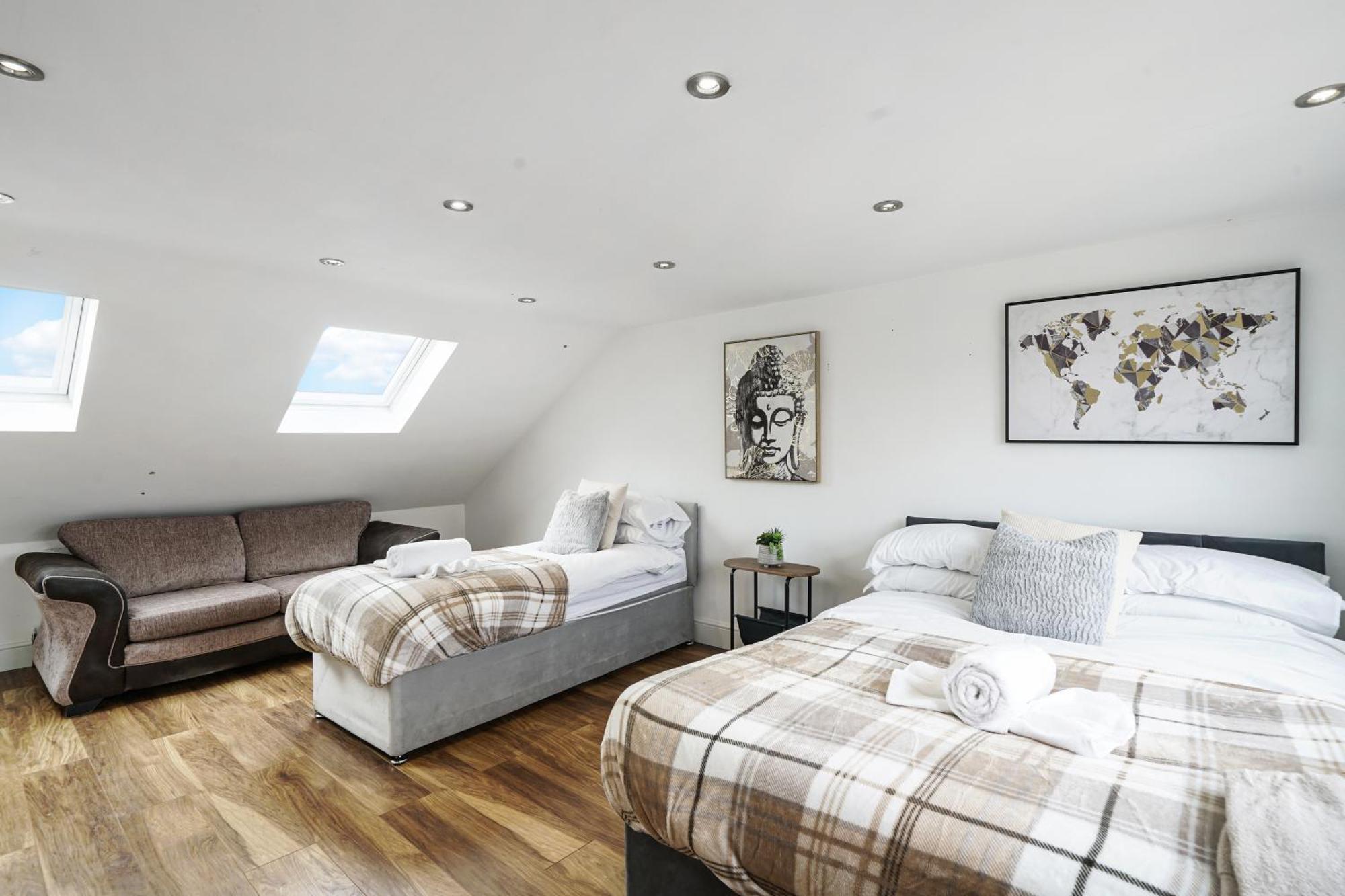Spa Shower I 4Bed 3Bath I Sleeps X9 I Parking X2 Elstree Eksteriør billede