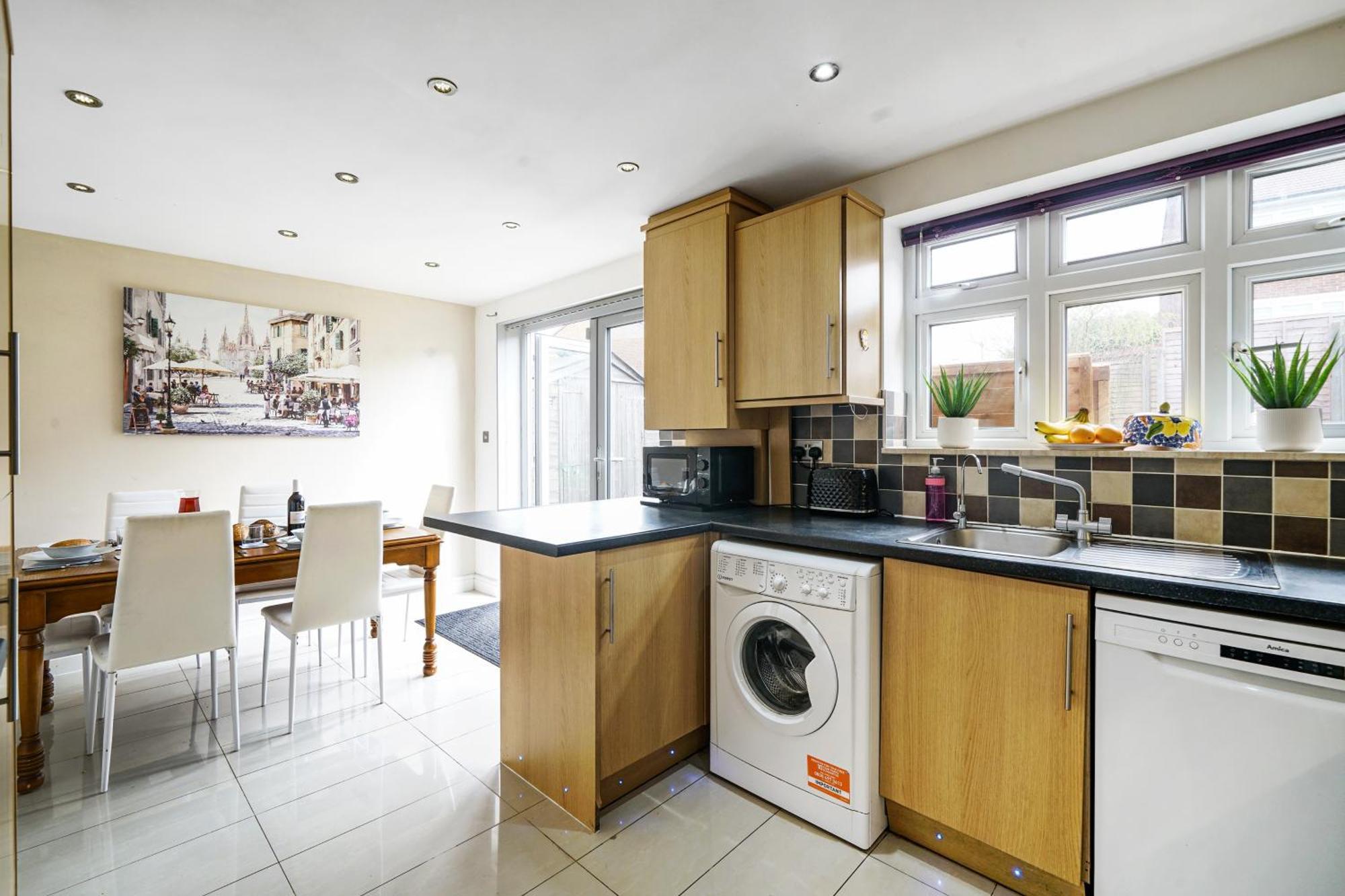 Spa Shower I 4Bed 3Bath I Sleeps X9 I Parking X2 Elstree Eksteriør billede