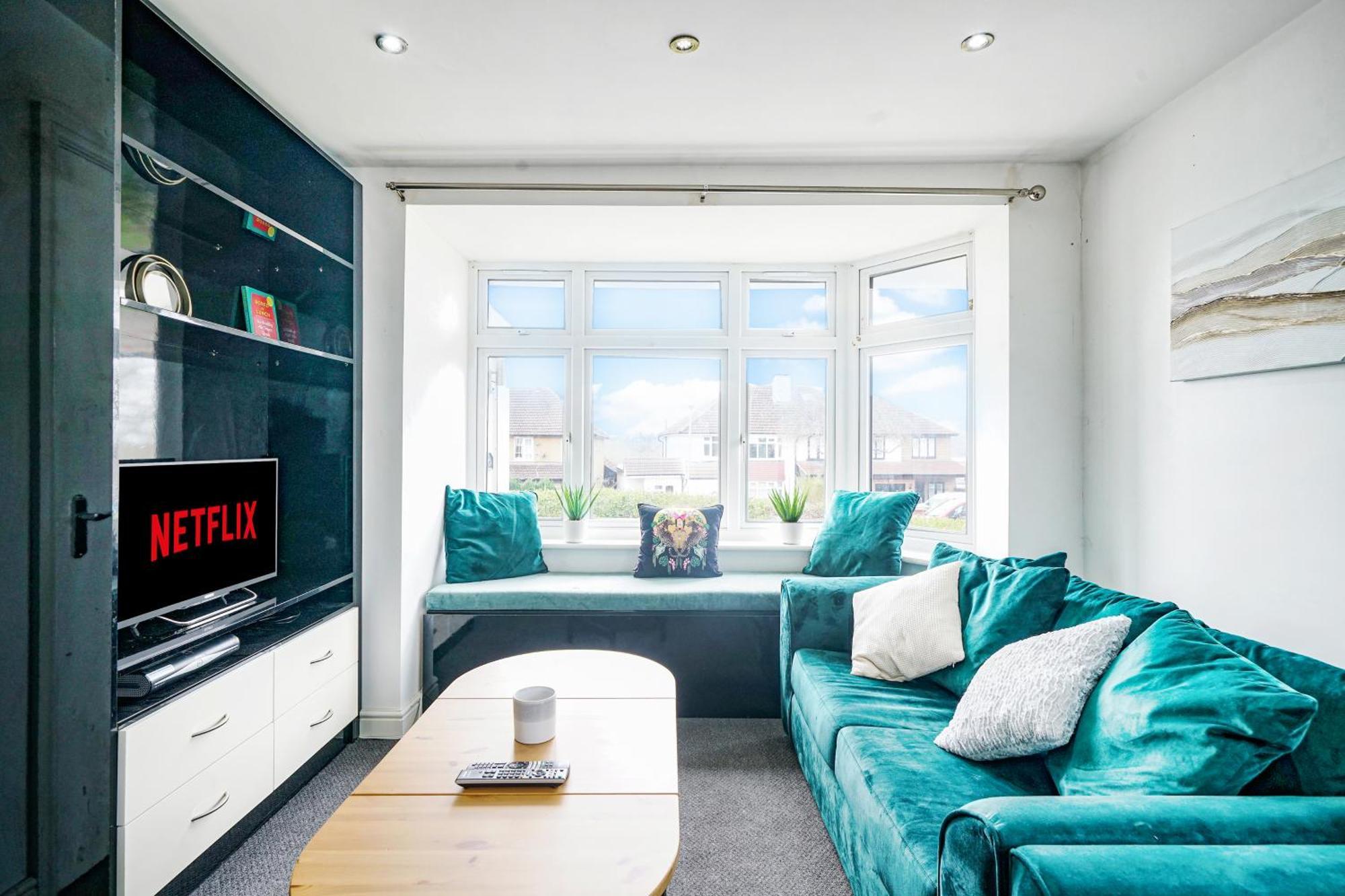 Spa Shower I 4Bed 3Bath I Sleeps X9 I Parking X2 Elstree Eksteriør billede